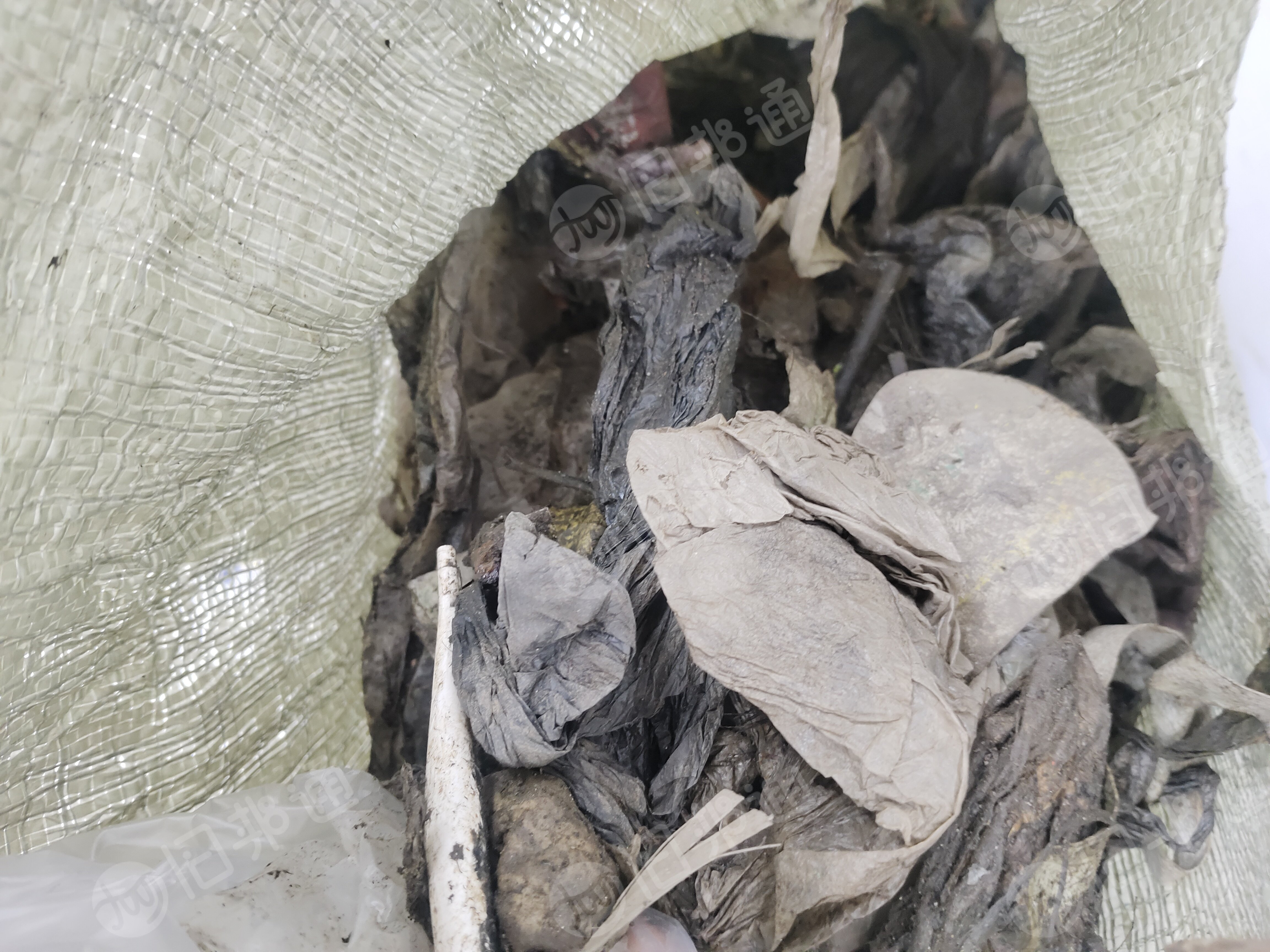 出售环保集团下来的杂膜，生活垃圾膜，可以炼油，现货10万方