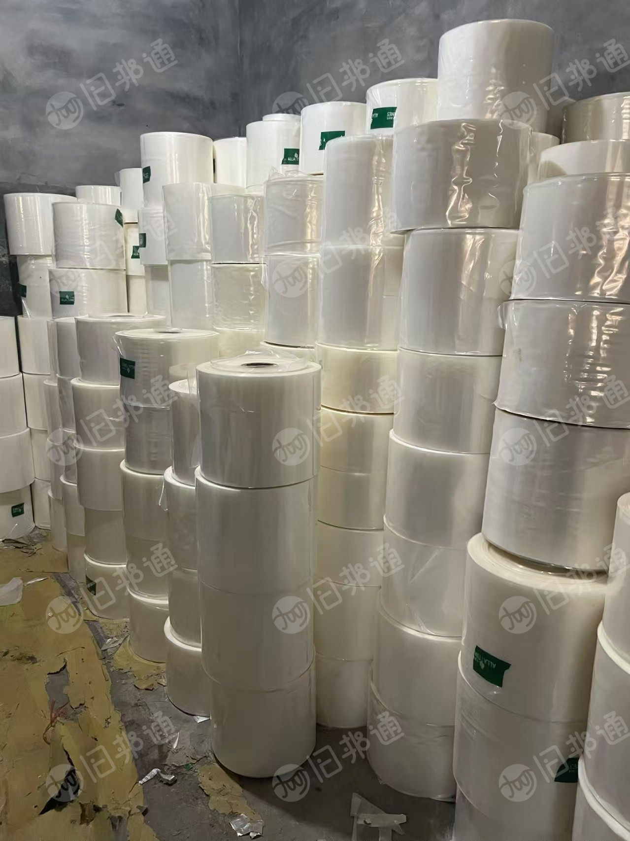 长期出售白透高压卷膜，目前现货9吨左右