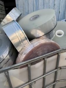 大量求购杂色PET轻胶卷膜废料