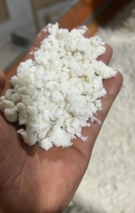 长期出售白色涤纶膜泡，pet泡泡料，涤纶泡料，月供300吨，在江苏淮安