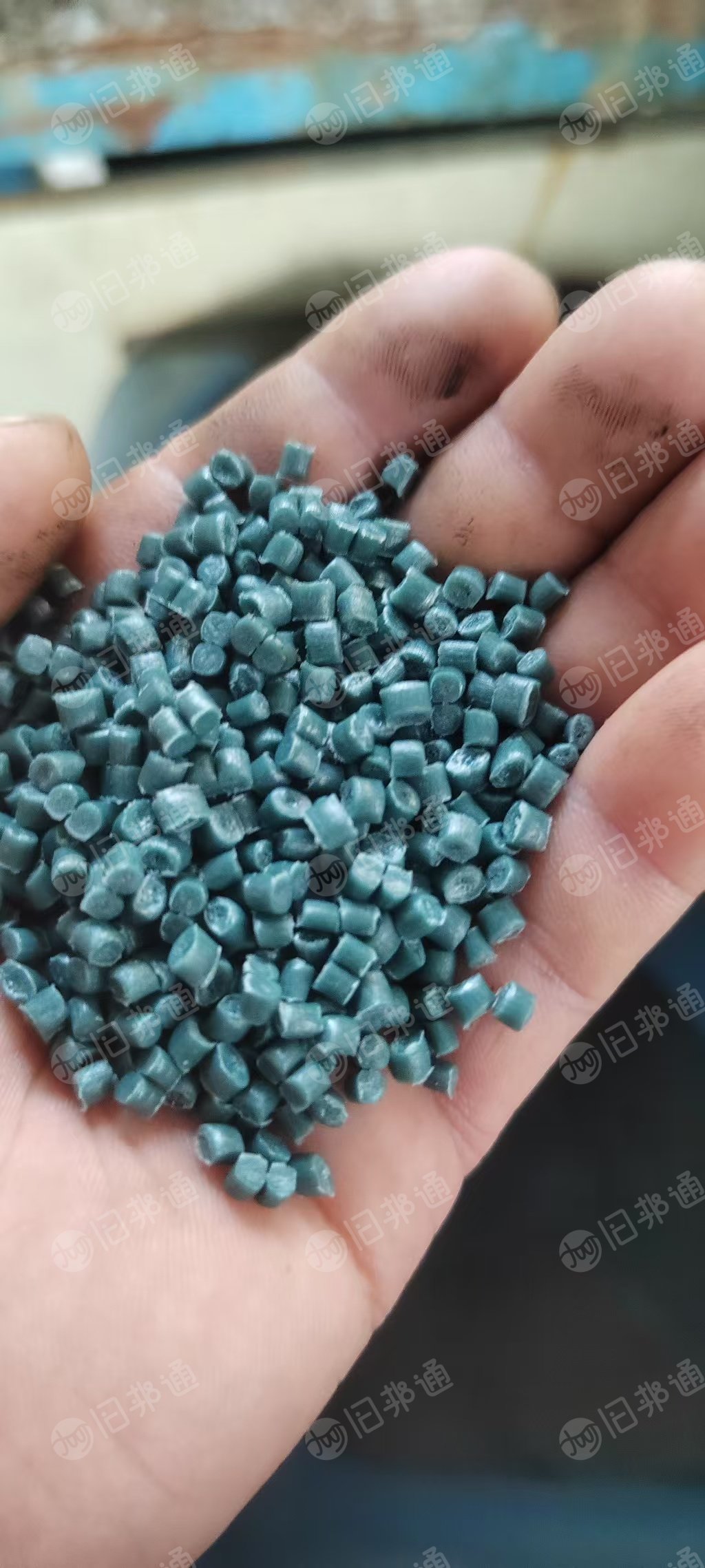 出售水洗高压膜颗粒，过80目，可吹膜用
