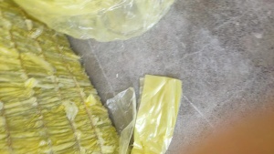 出售风电厂下来的高压复尼龙膜，有带黑胶，现货28吨左右