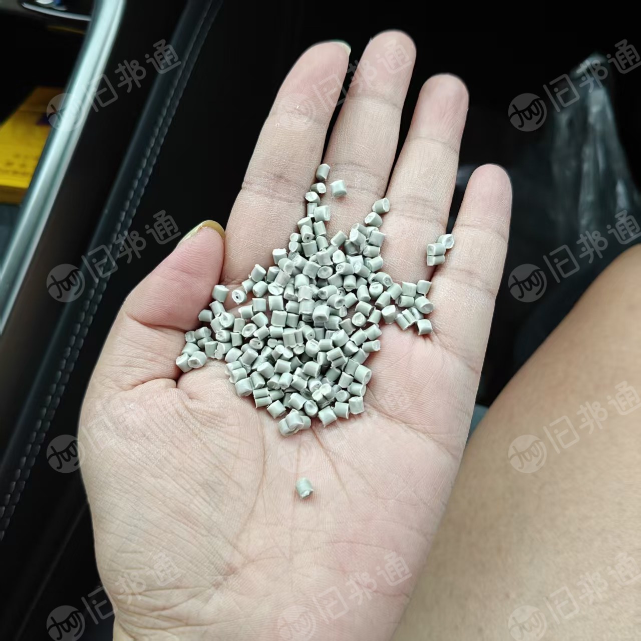 出售PP吨包颗粒，黑色吨包颗粒，大白吨包颗粒，二白吨包颗粒，过60-80目，全漂，月供几百吨