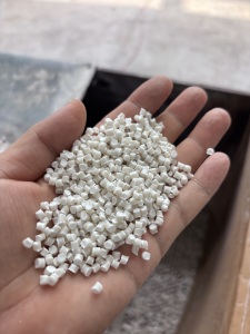 大量出售全漂无灰分中空板颗粒