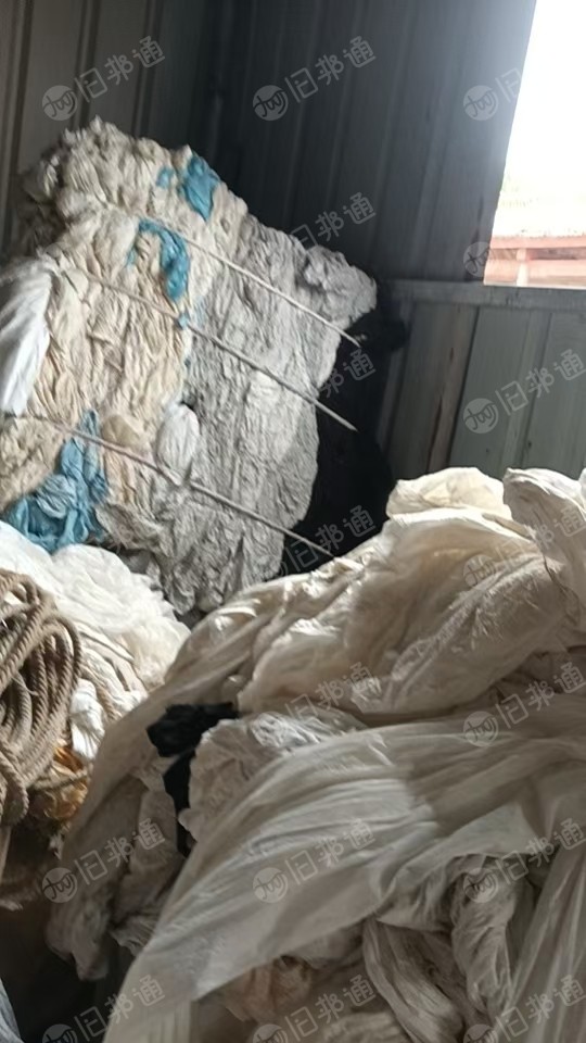 长期出售面膜厂下来的无纺布边角料，无纺布废料，什么颜色都有，统货走，货在山东聊城