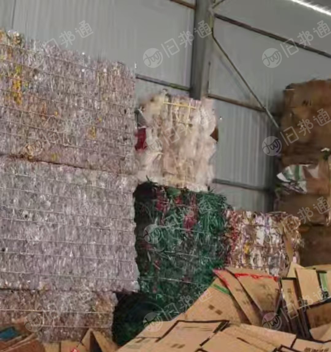出售PET打包带，现货十几个包，月供四吨左右