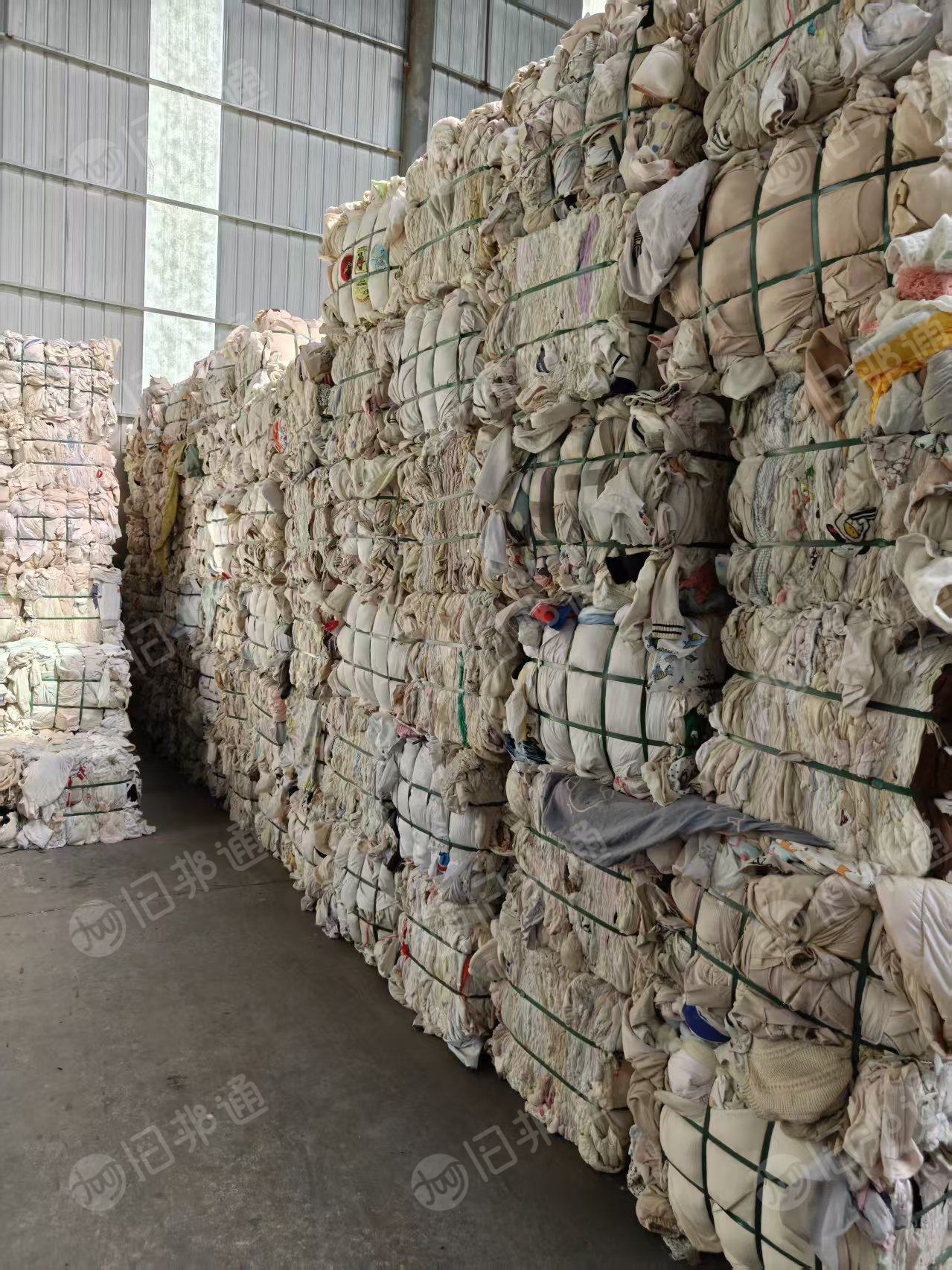 长期出售旧衣服白料，精白，本白，精白现货30吨左右，在河南安阳