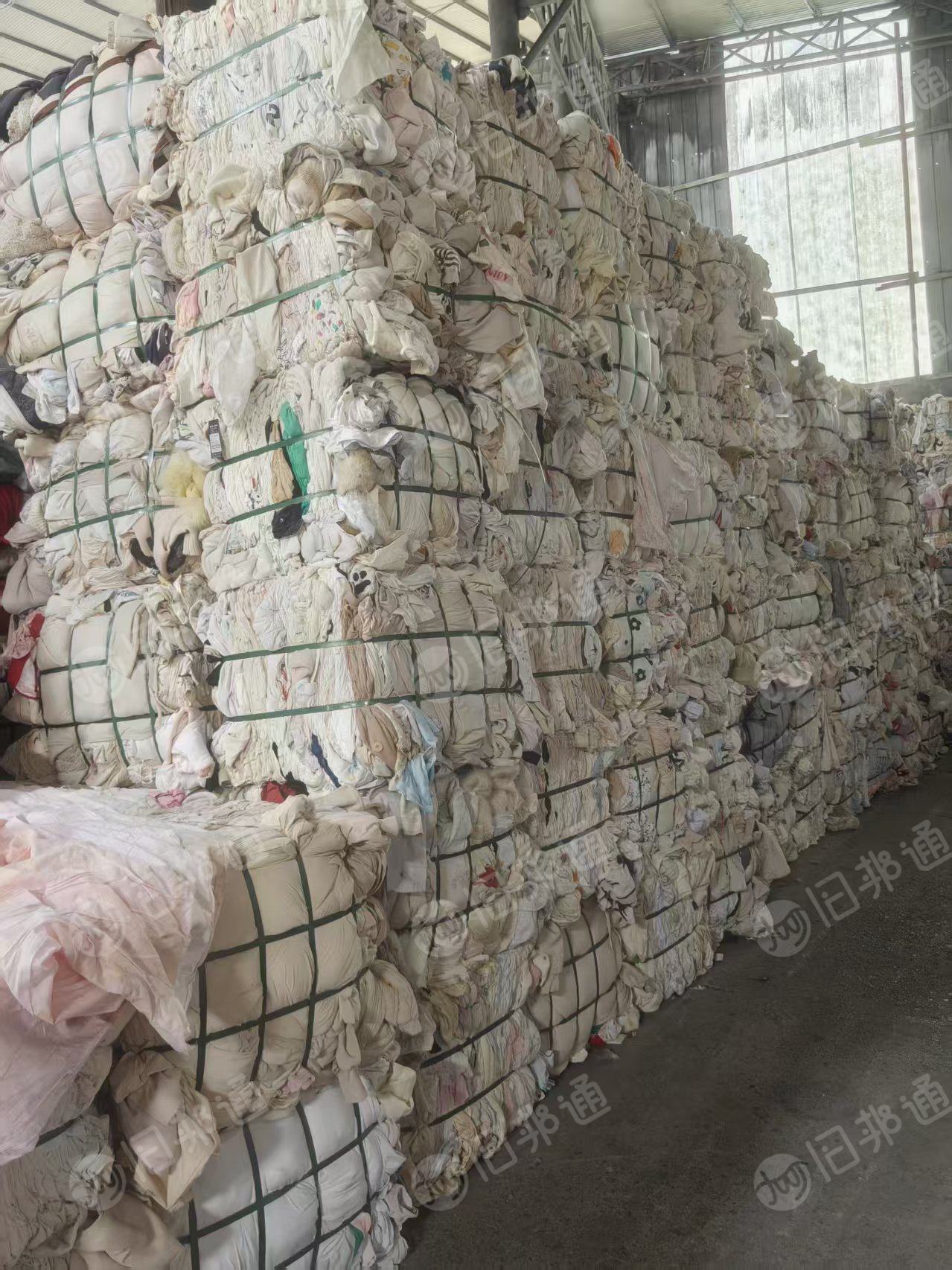 长期出售旧衣服白料，精白，本白，精白现货30吨左右，在河南安阳