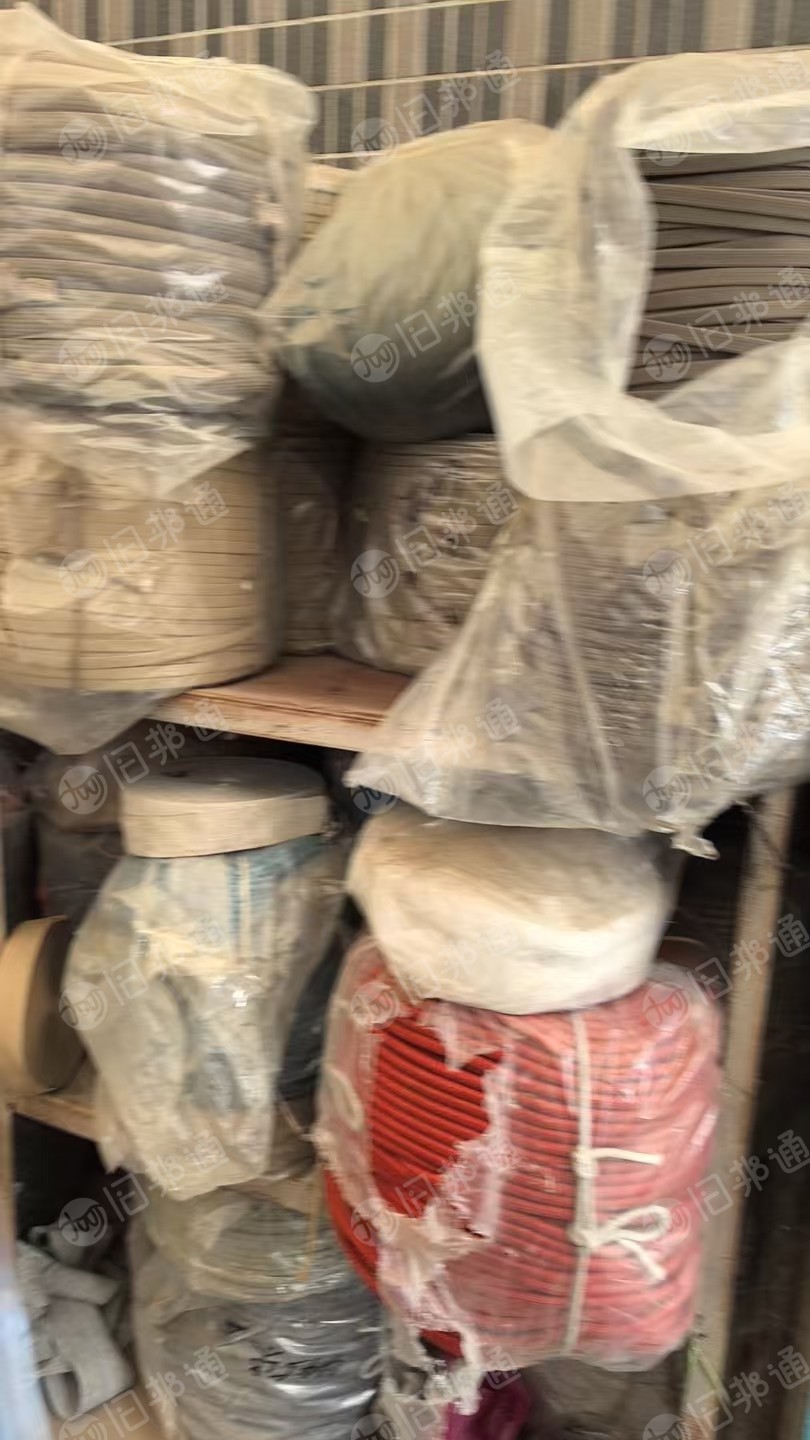 出售涤纶废丝，现货100多吨