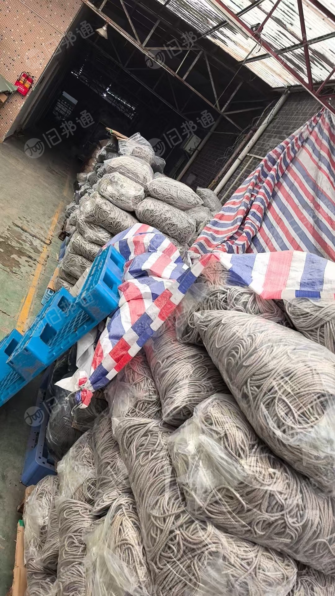出售涤纶废丝，现货100多吨