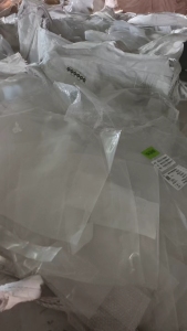 出售高压尼龙复合膜，电子厂，手机厂，食品厂下来的，现货10吨起