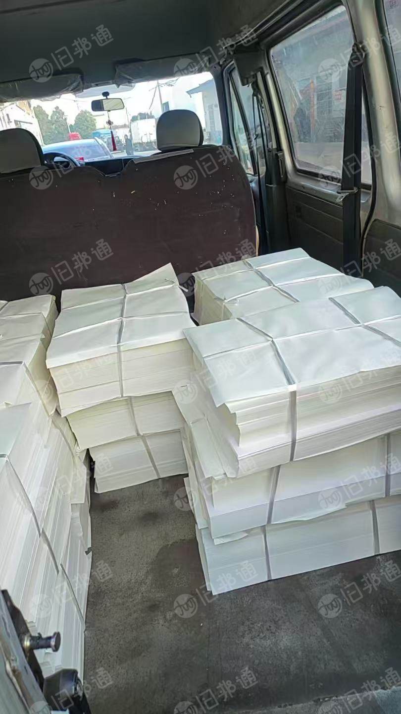 长期收购平张白卡或银卡，规格4K大小，包裹货物用，一次采购一万张