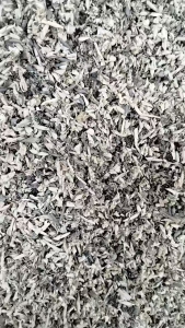 长期出售炼油杂塑料，月供几十吨，一车半挂可以装20吨左右
