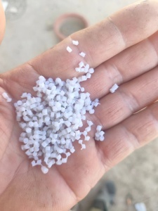出售珍珠棉颗粒，过80目，现货10多吨