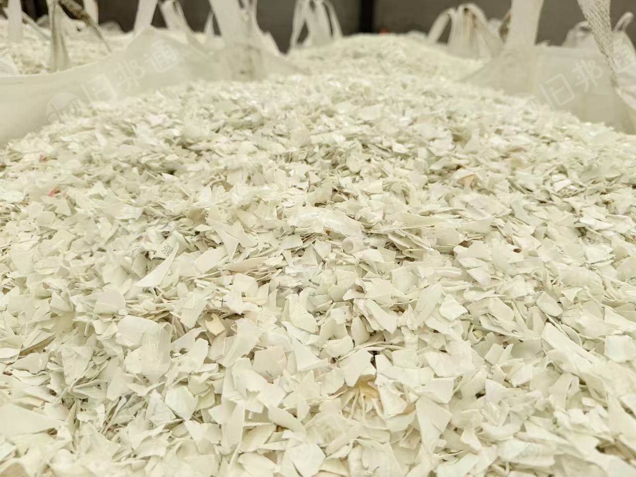 长期出售小白乙破碎料，娃哈哈破碎料占比90%，现货10多吨