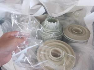 长期出售无胶pet膜，有部分粘有陶瓷粉，月供1000吨