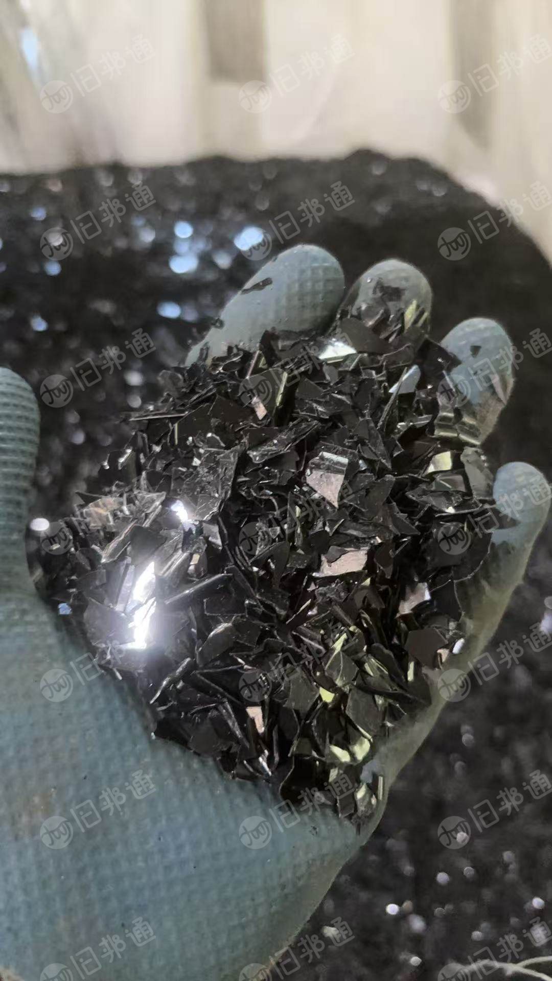 出售黑色PET吸塑盒破碎料，现货9*6一车