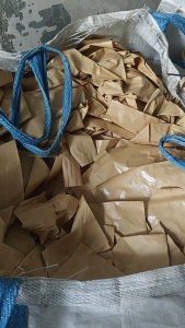 长期出售本色淋膜纸废料，一个月几吨不等