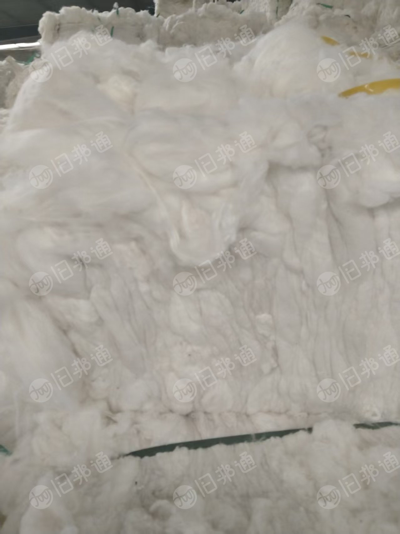 长期出售带弹力丝的风箱花,风箱花下脚料,纺腈纶,锦纶,pbt低弹丝下来的,现货十吨左右