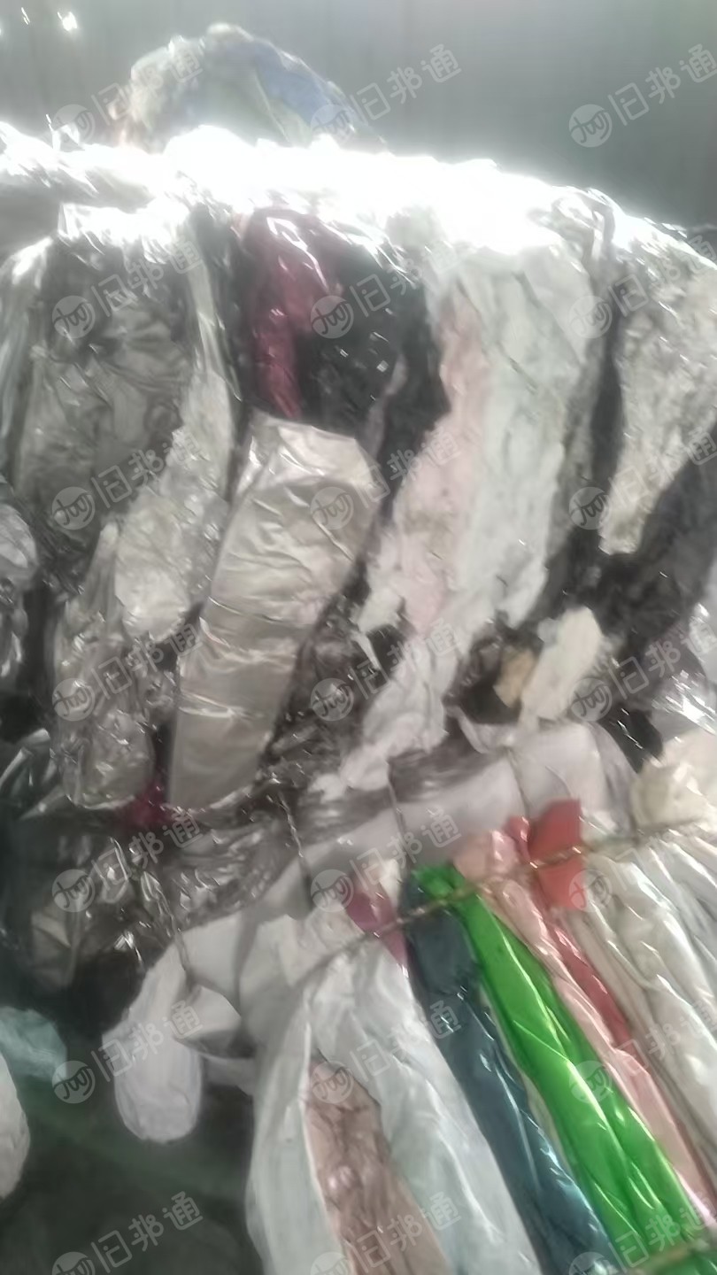 长期出售PVC杂色胶水膜，PVC透明胶水膜，现货十六吨