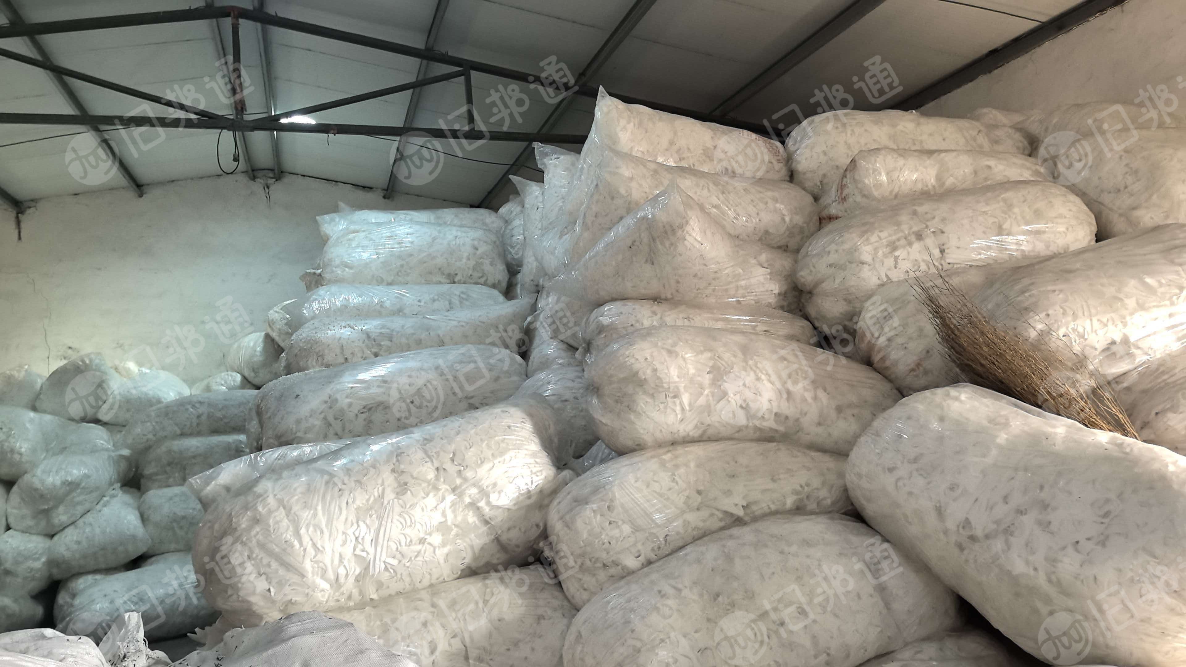 长期出售过滤用品下来的涤纶边角料，涤纶废布，现货20吨，货在山东滨州
