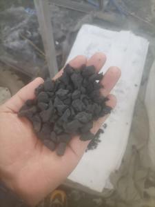 长期出售黑色纯PU粉碎料