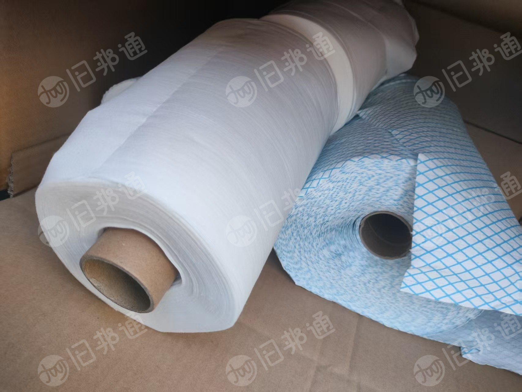 长期出售PP木桨水刺无纺布，涤纶木桨水刺无纺布，水刺无纺布尾货，门幅60-110都有