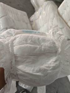 长期回收纸尿裤，机器下来的残次品，破碎做木浆，每个月需要100吨，厂在山东临沂