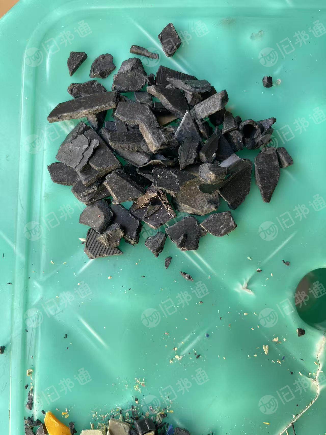 长期出售ps圆盘破碎料，黑色白色都有