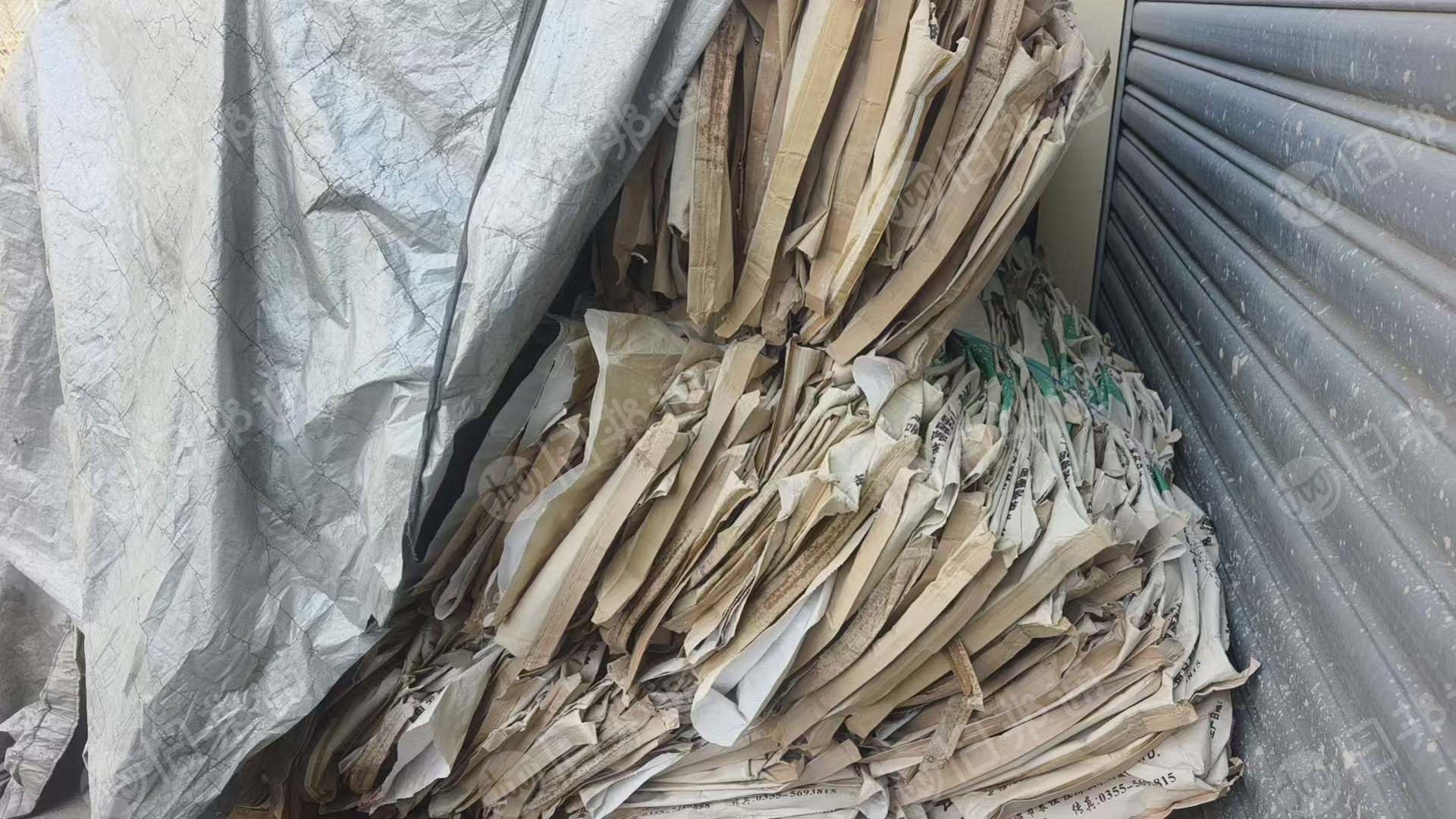 长期出售割口的牛皮纸塑袋，装PVC的