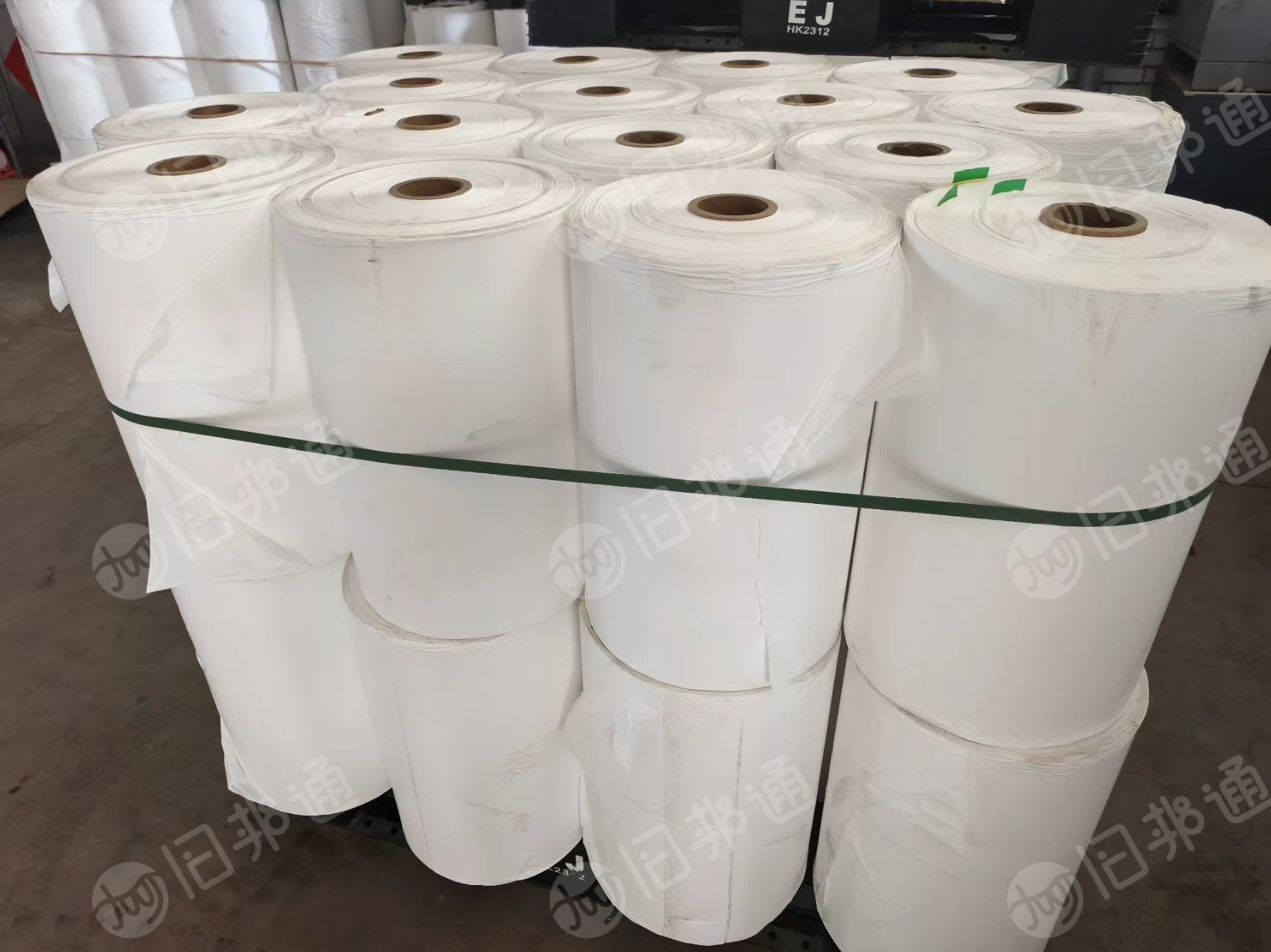 长期出售电池卷膜打绳料，每卷6000米，宽51-54，现货够车