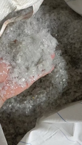 出售聚酯透明破碎料，适合压板，华纤，扫把丝，秧盘，现货一车，长期有货