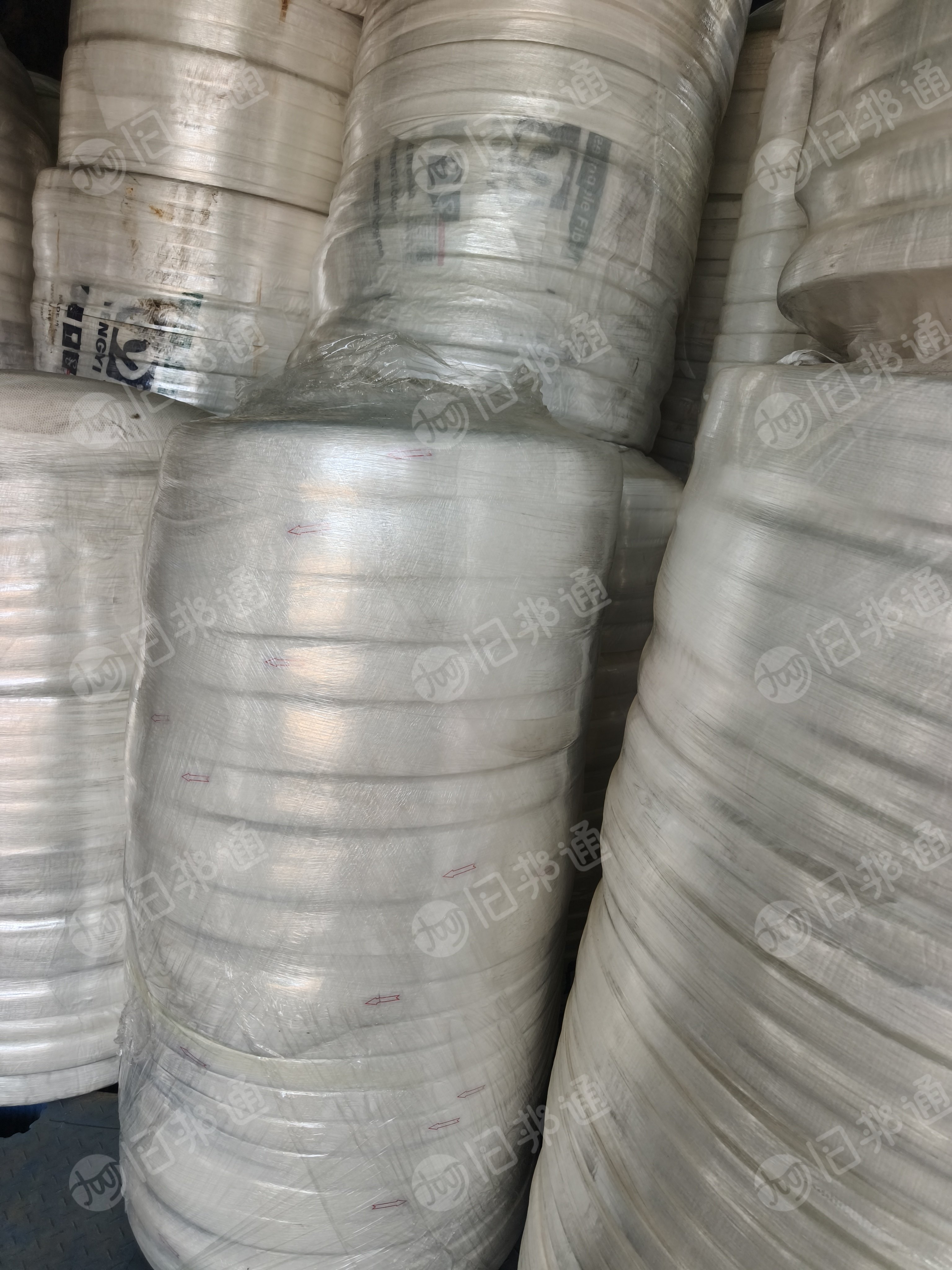 长期回收pp无纺布盘料，无纺布卷材，要求无毛边，做工艺品用，厂在山东临沂