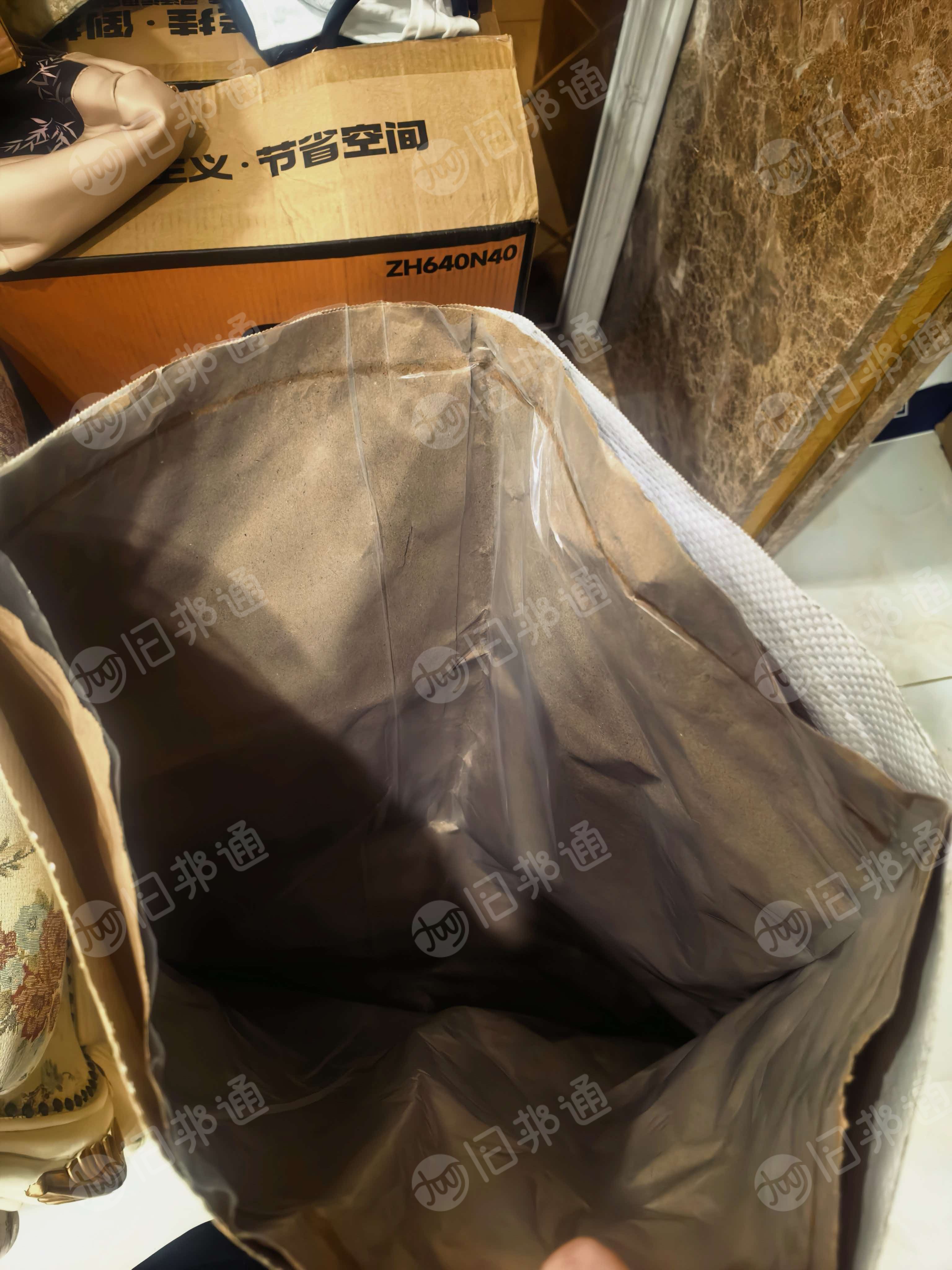 出售二次利用纸皮袋废料，全新未使用的，现货八万条，规格90/57的