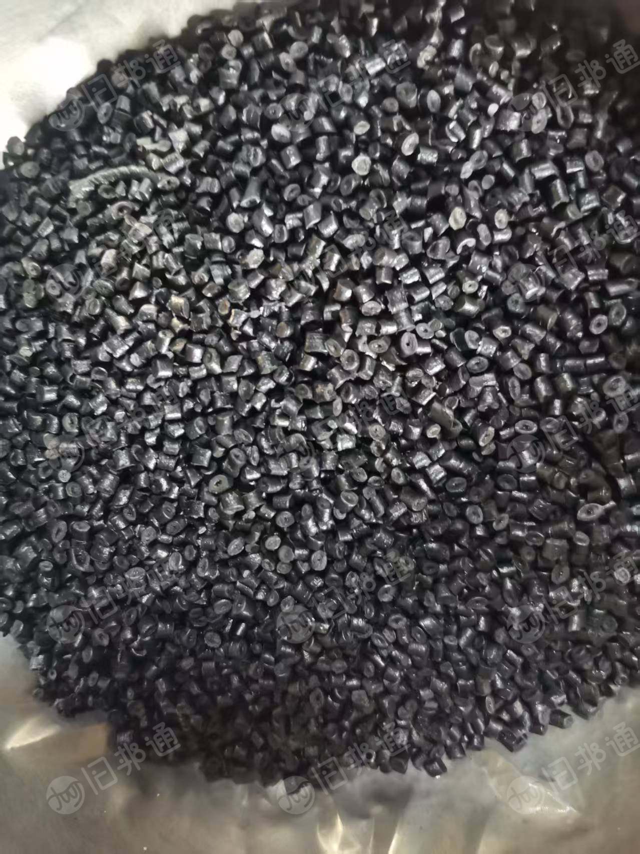 出售尼龙单六颗粒，PA6颗粒，轮胎毛做的