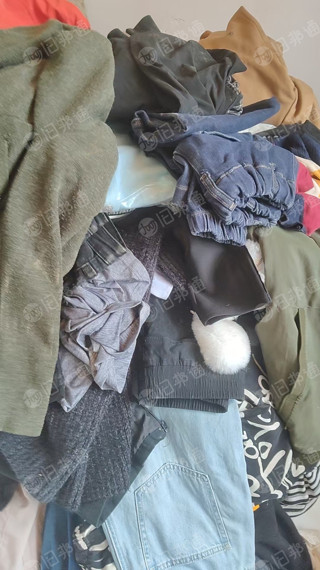 长期出售旧衣服黑料，旧衣服，都是衣服，月供几十吨，在河北沧州