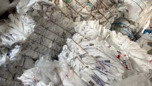 长期出售干造乳白袋废料，装pp/pe颗粒下来的