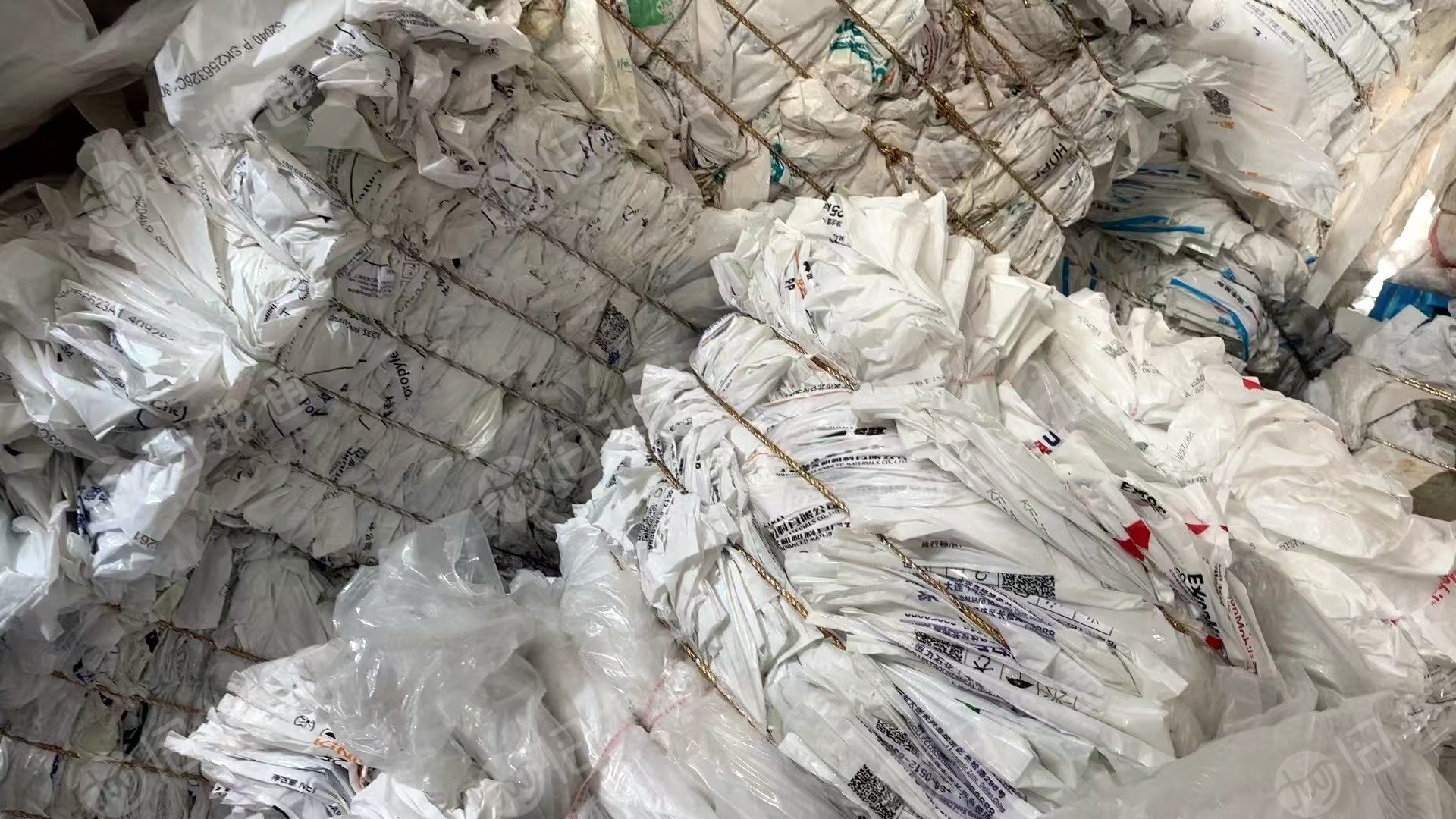 长期出售干造乳白袋废料，装pp/pe颗粒下来的