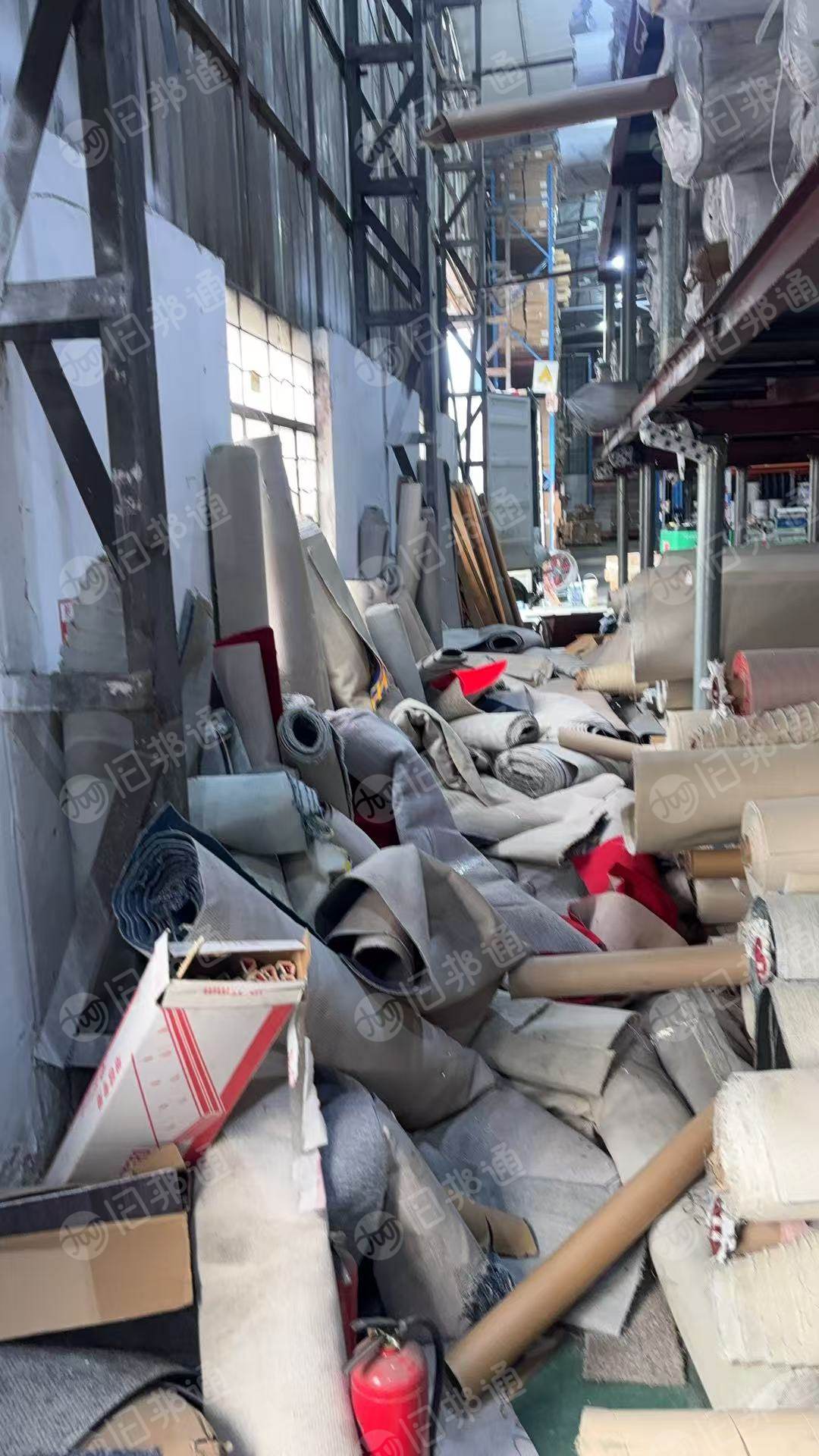 地毯厂长期处理复合地毯废料，丙纶复合尼龙地毯料，也有带弯头纱，厂在广东广州