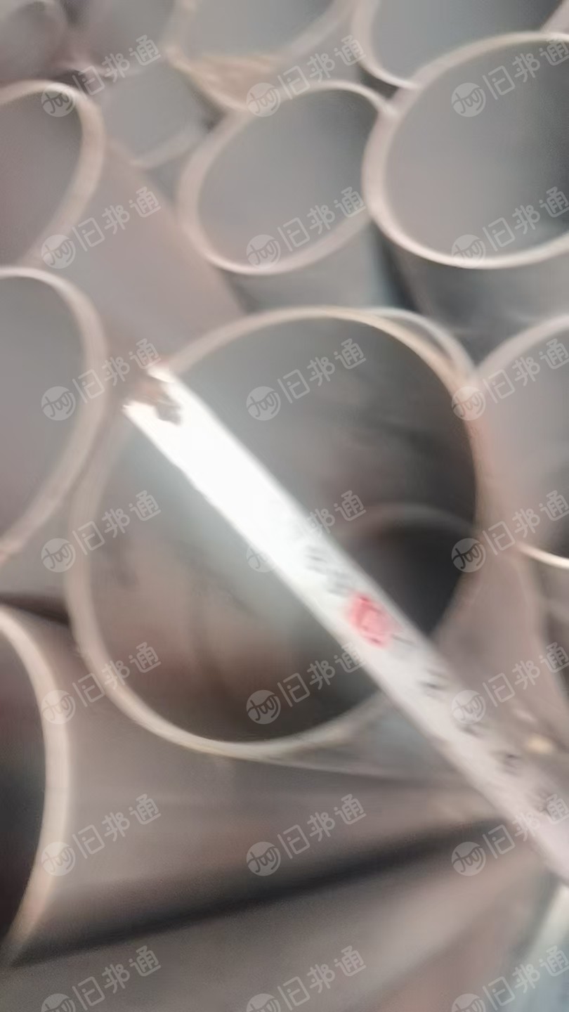 出售库存南亚厂PVC管，长4米，管子直径1.1米，共90根，半价出售