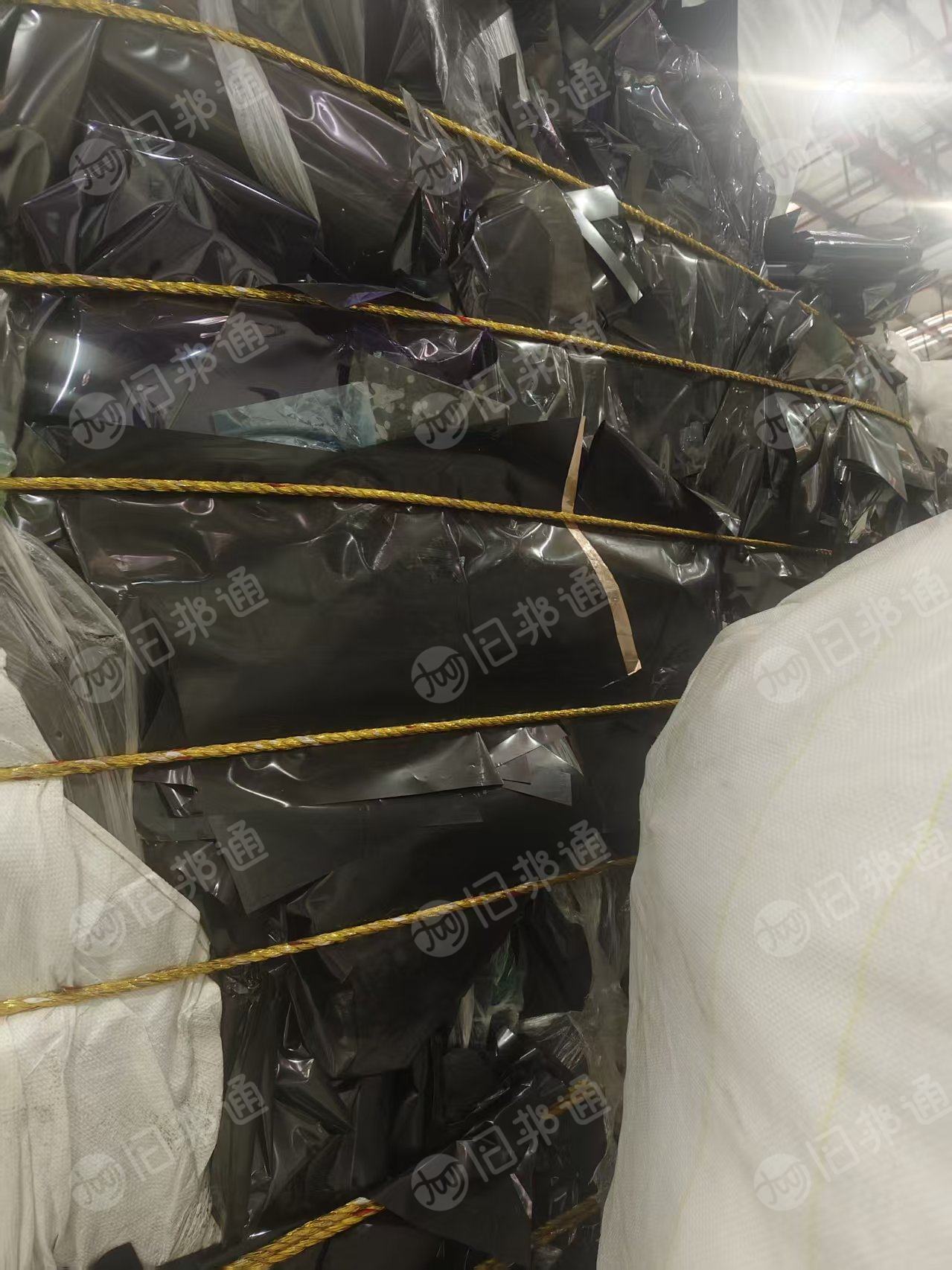 出售电子厂纯PET膜废料，已压包好，现货20吨左右