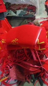 厂家出售PVC地毯下脚料，每个月都有