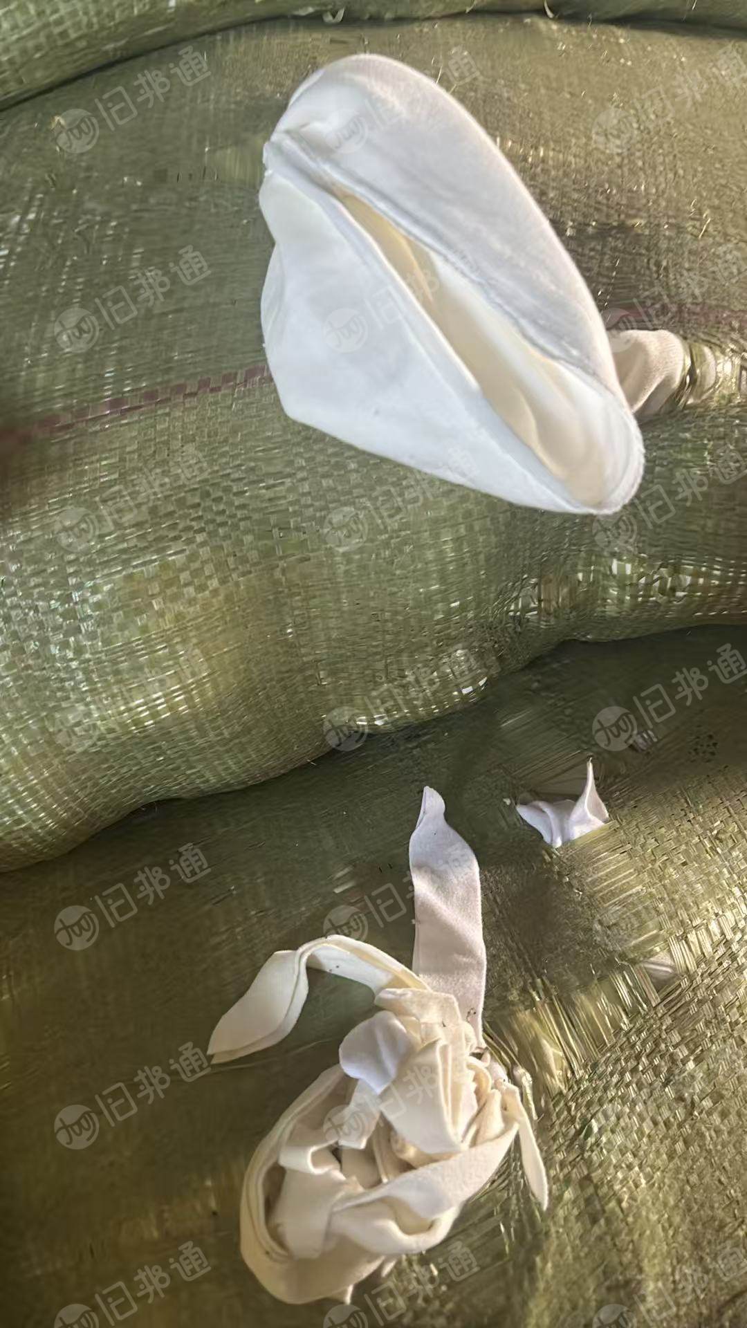 长期出售白色涤棉废布，含棉30-70都有，现货20吨，货在浙江温州