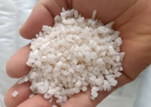 长期回收pp无纺布颗粒，半透明或透明的，在浙江台州