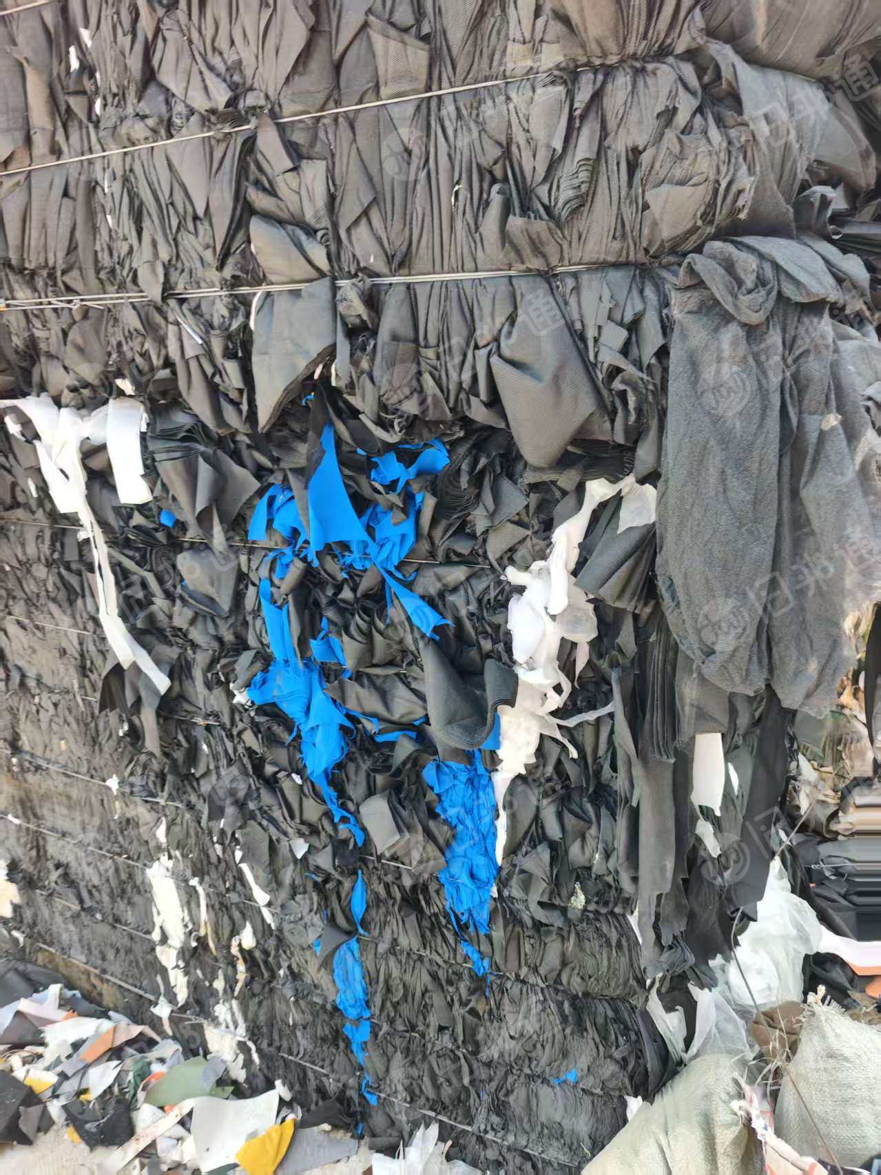 长期出售pp无纺布边角料，pp无纺布，含填充跟不含填充的都有，统货走，货在河北廊坊