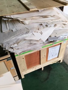 长期出售大张白卡纸废料
