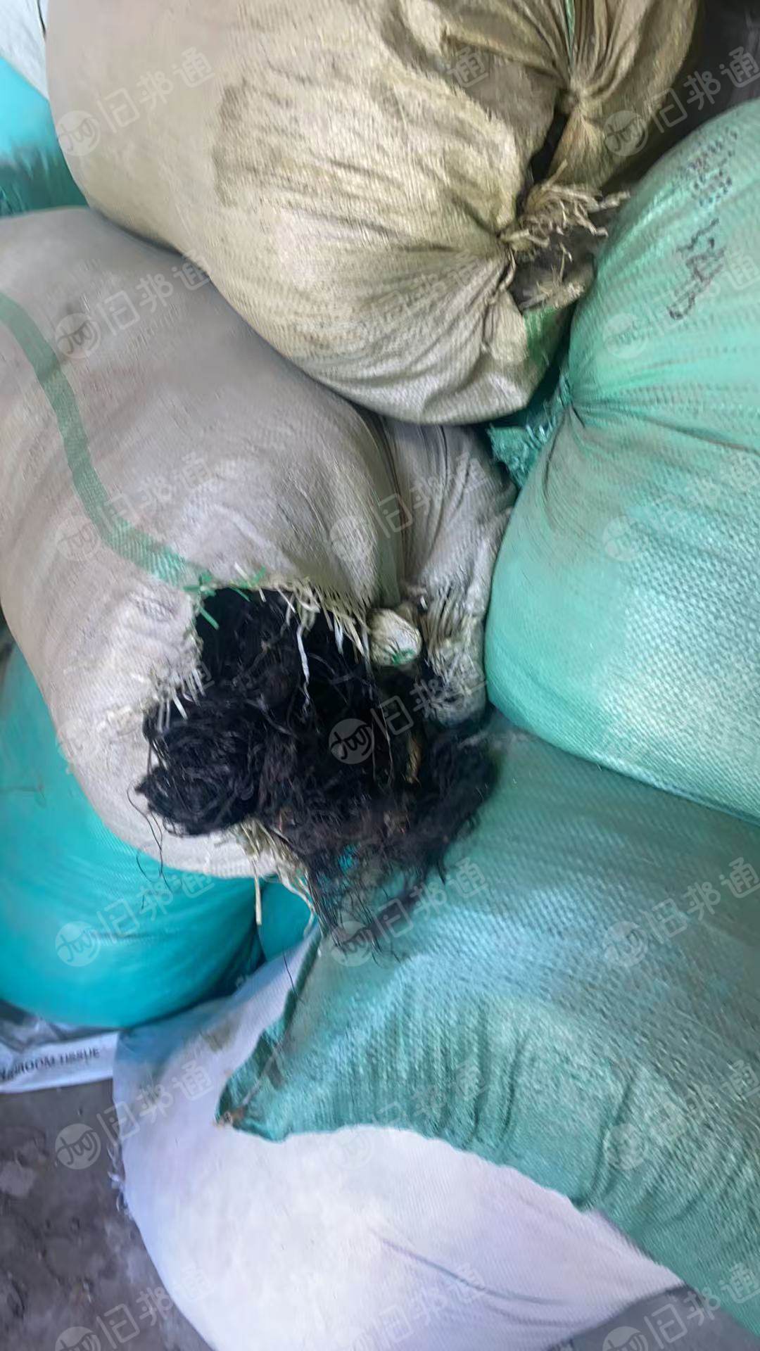 长期出售织带厂下来的涤纶废丝，涤纶丝，统货走，现货十几吨，货在河南许昌