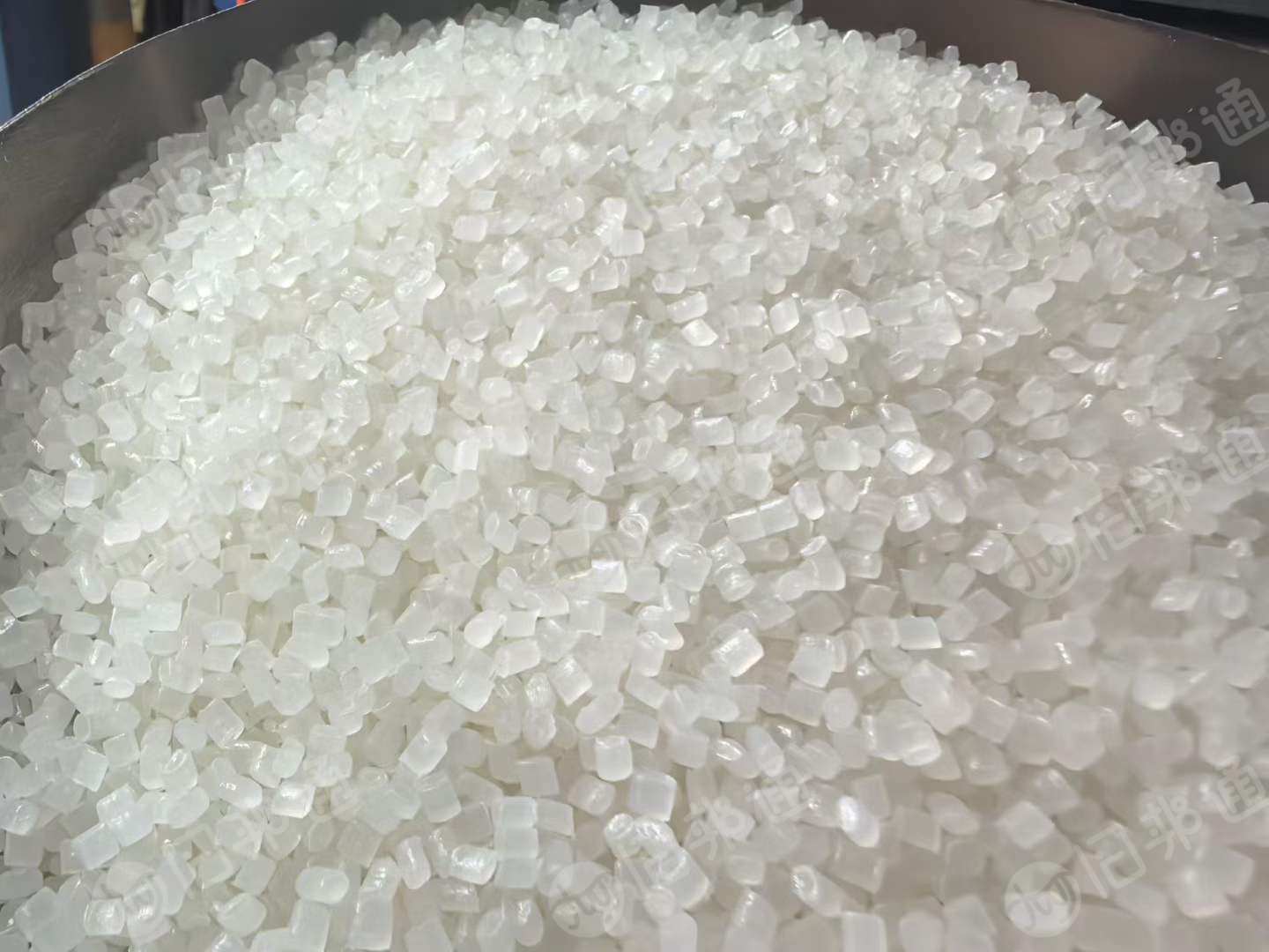 长期出售静电膜PE颗粒，可注塑