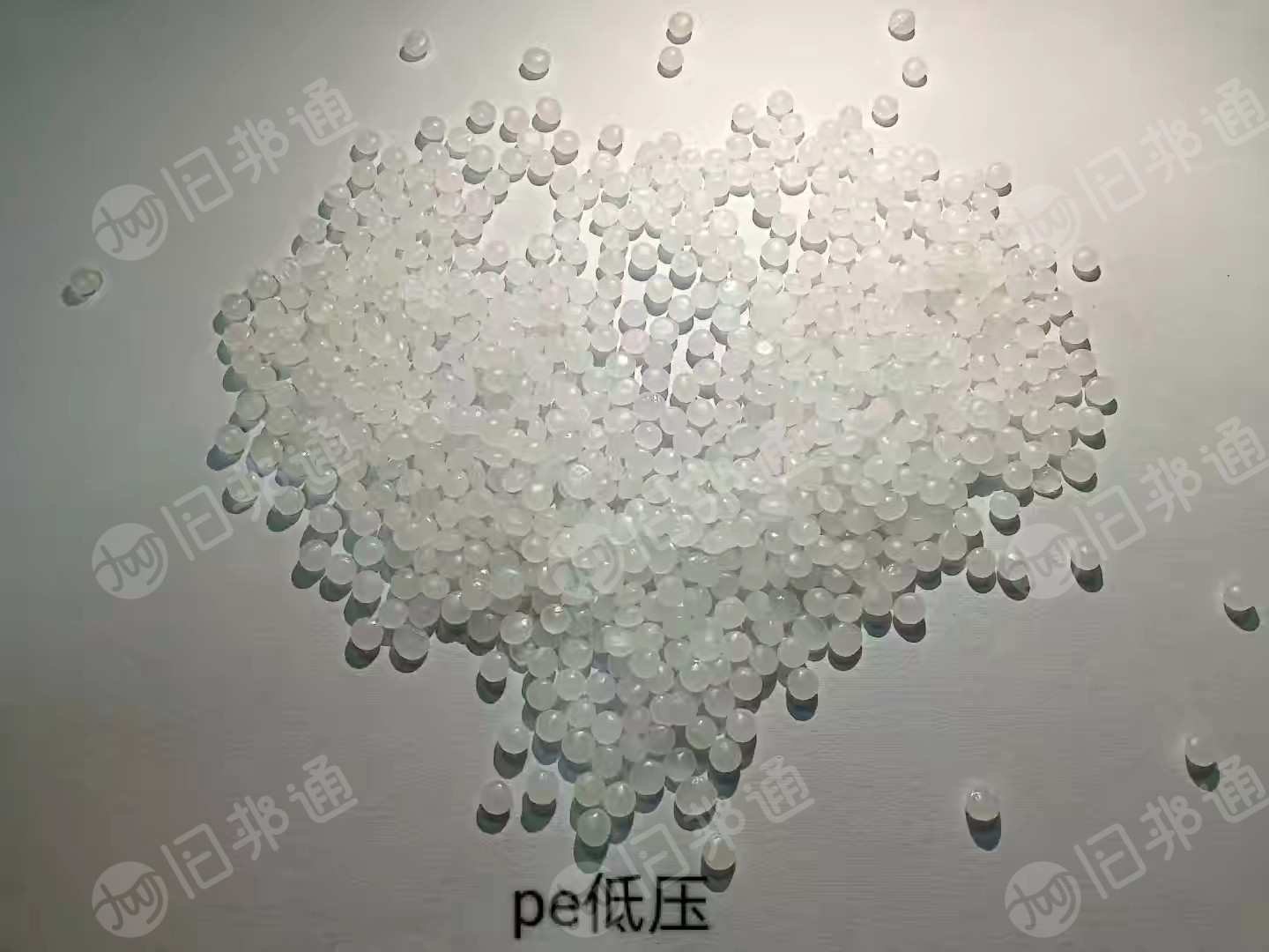 出售HDPE乳白颗粒，粘膜颗粒