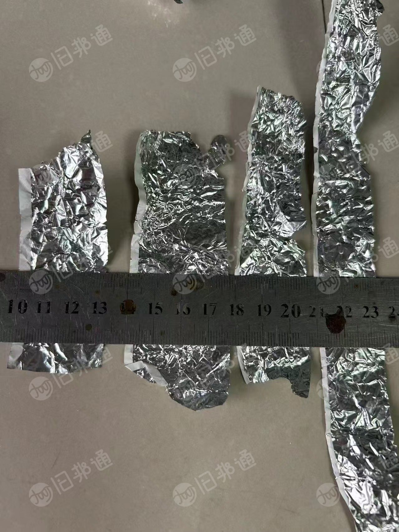 长期出售白边铝箔压块料，现货几百吨，出水88